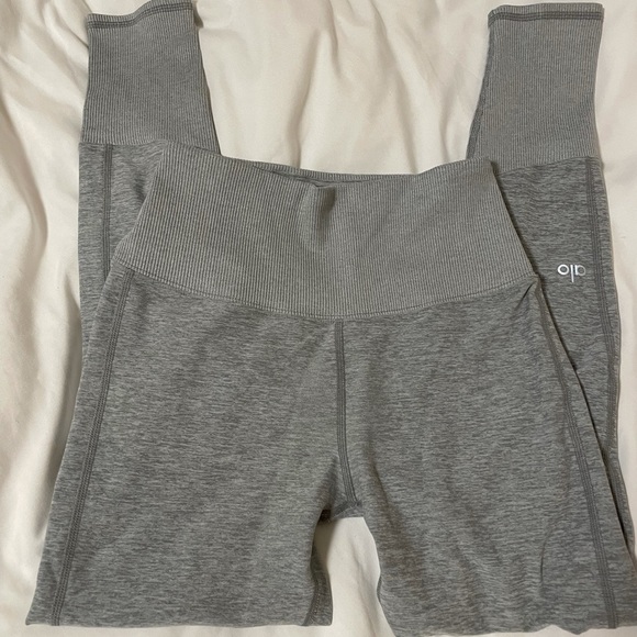 Alo High-Waist Alosoft Highlight Legging - Picture 2 of 4